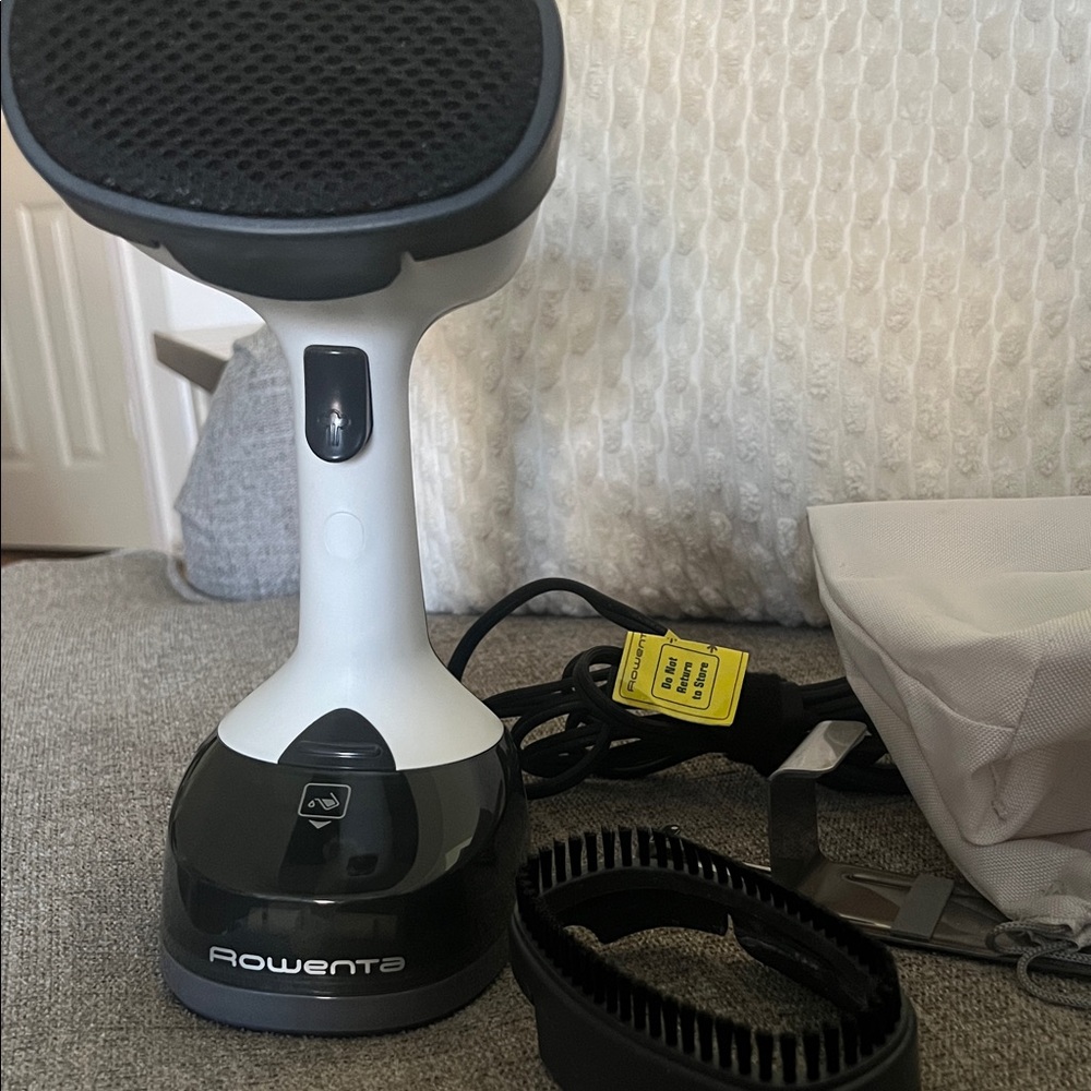 Rowen X-Cel Steam Travel Steamer in Black and White